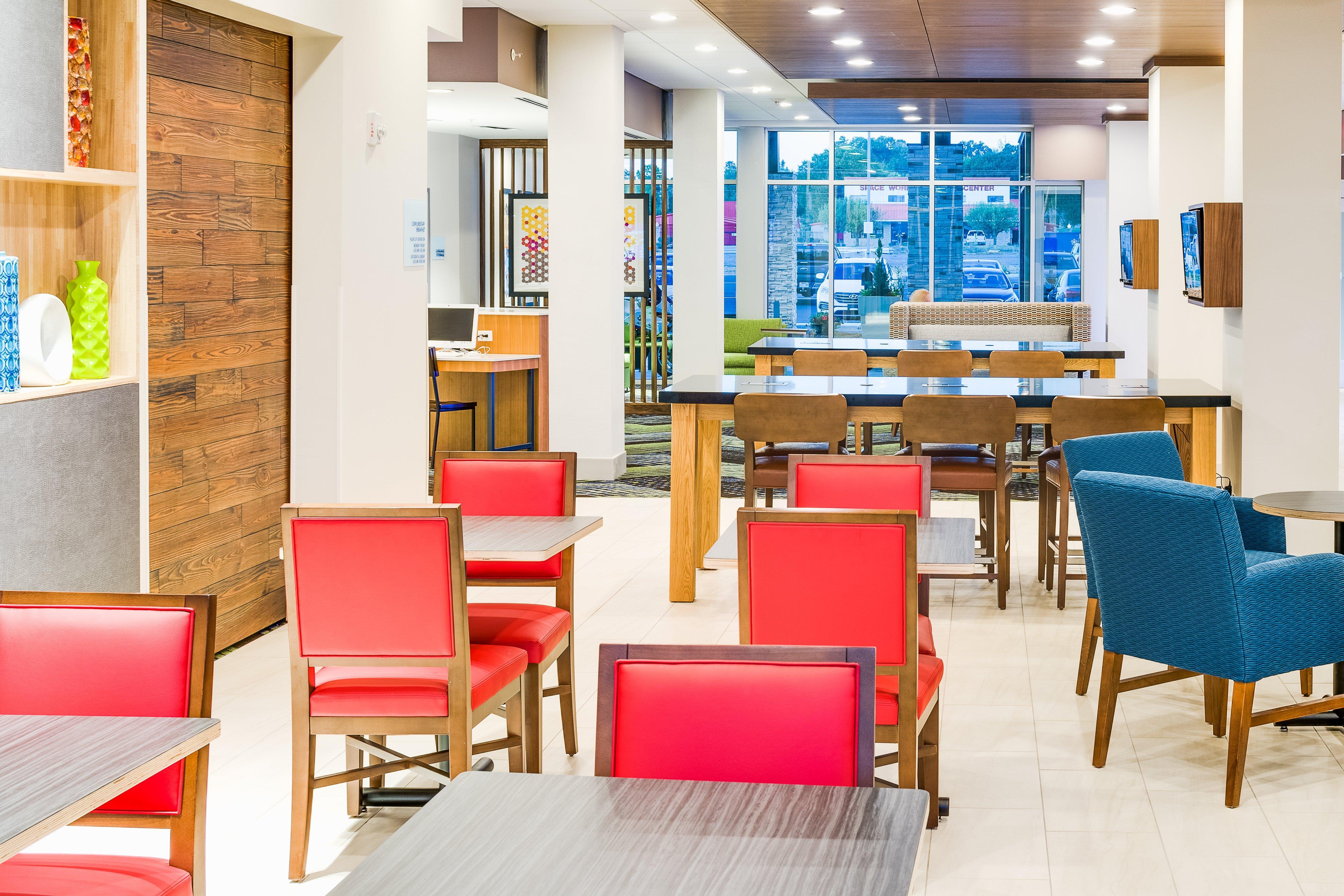 Holiday Inn Express & Suites Russellville By Ihg Экстерьер фото